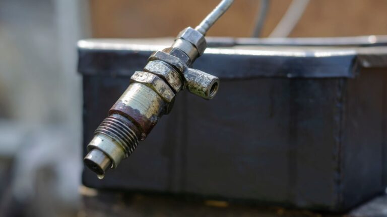 How to Spot Bad Fuel Injector Symptoms Before They Cause Major Damage